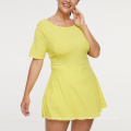 Em estoque de tênis de tênis Sportswear spandex novo engrenagem de ioga plus size u costas de tênis amarelo vestido de tênis com shorts